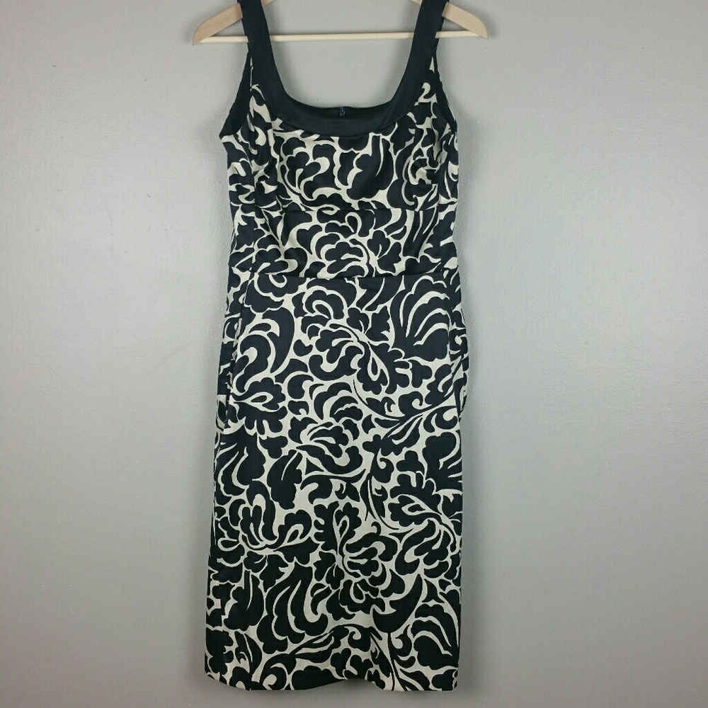 Donna Riccio Blk/Cream Sleeveless Dress Size 10